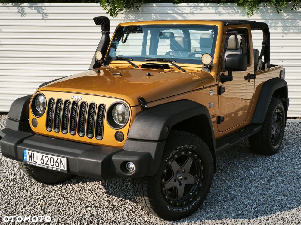 Jeep Wrangler - 1