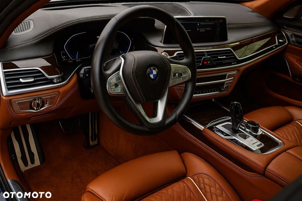 BMW Seria 7 - 2