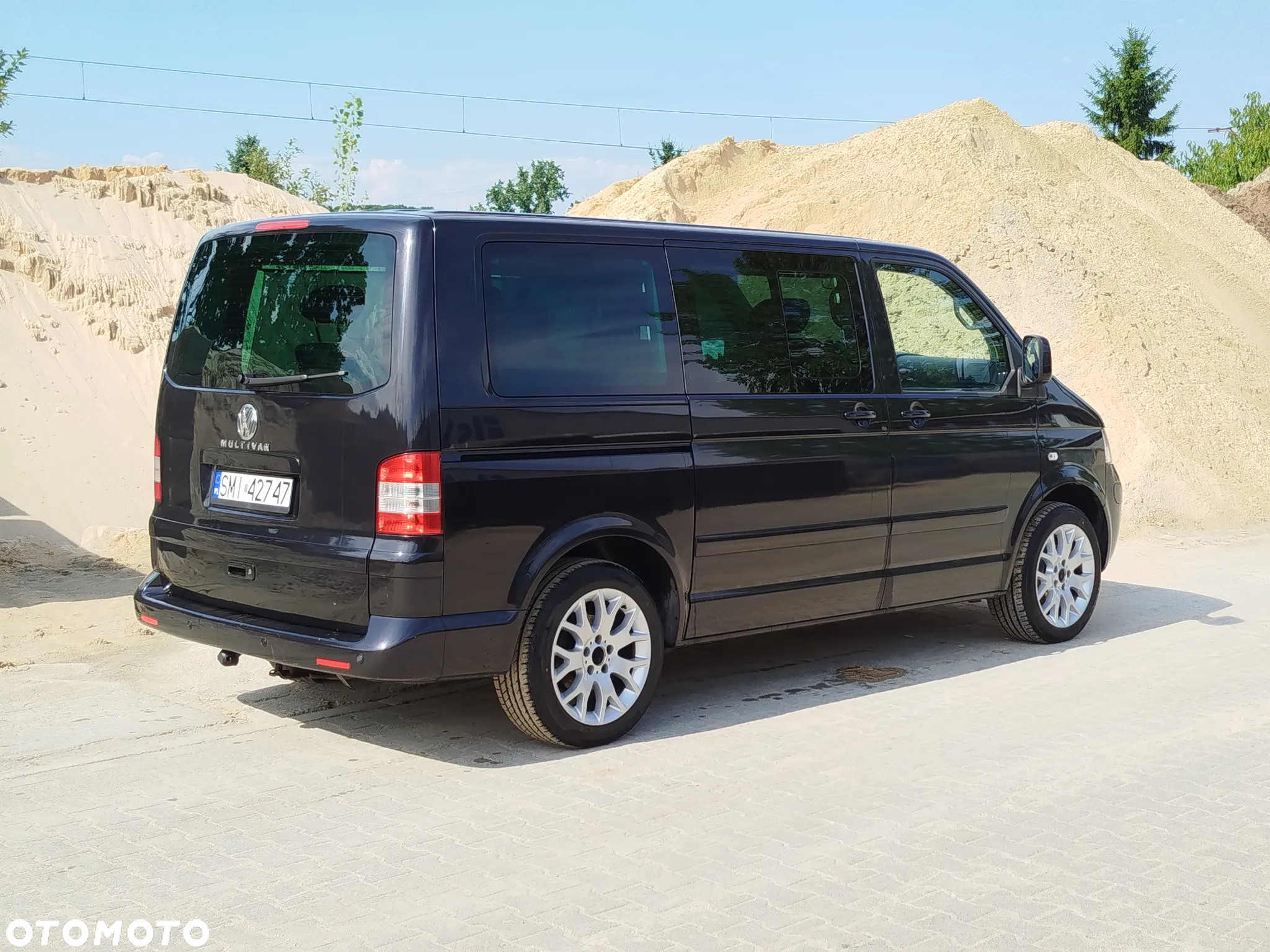 Volkswagen Multivan - 3