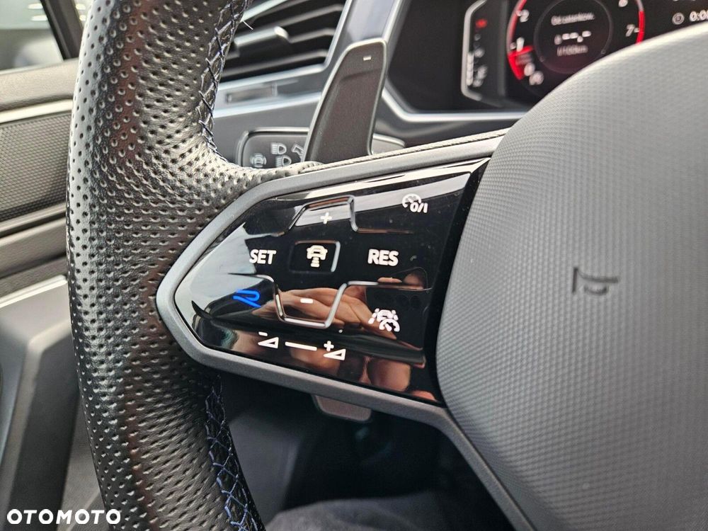 Volkswagen Tiguan - 18