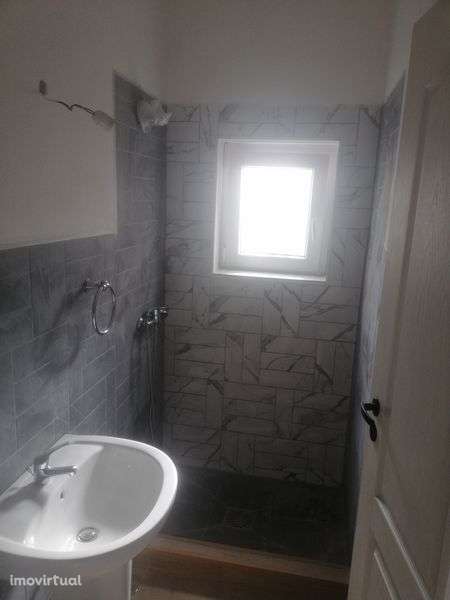 Moradia T3 r/c perto Rodoviária - Grande imagem: 4/8