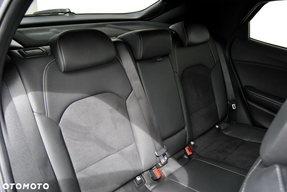Kia XCeed 1.5 T-GDI GT-Line DCT - 24