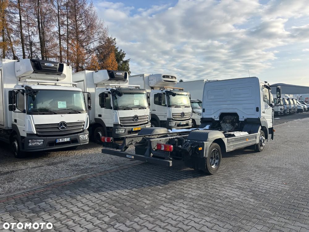 Mercedes-Benz Atego Krótki rozstaw osi Wywrot Kiper Blokada mostu Hakowiec Skibicki King  818 821 921 1018 1221 1218 1224 1523 1527 - 4