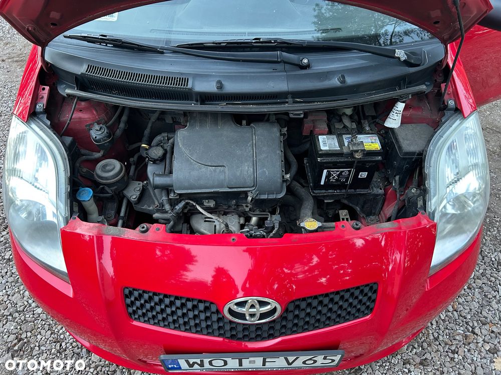 Toyota Yaris 1.0 Terra A/C - 19