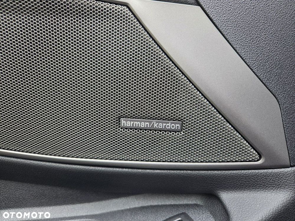 BMW Seria 3 M340i xDrive sport - 29