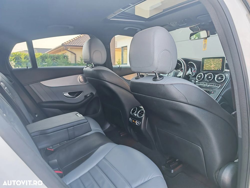 Mercedes-Benz GLC Coupe 220 d 4Matic 9G-TRONIC AMG Line - 6