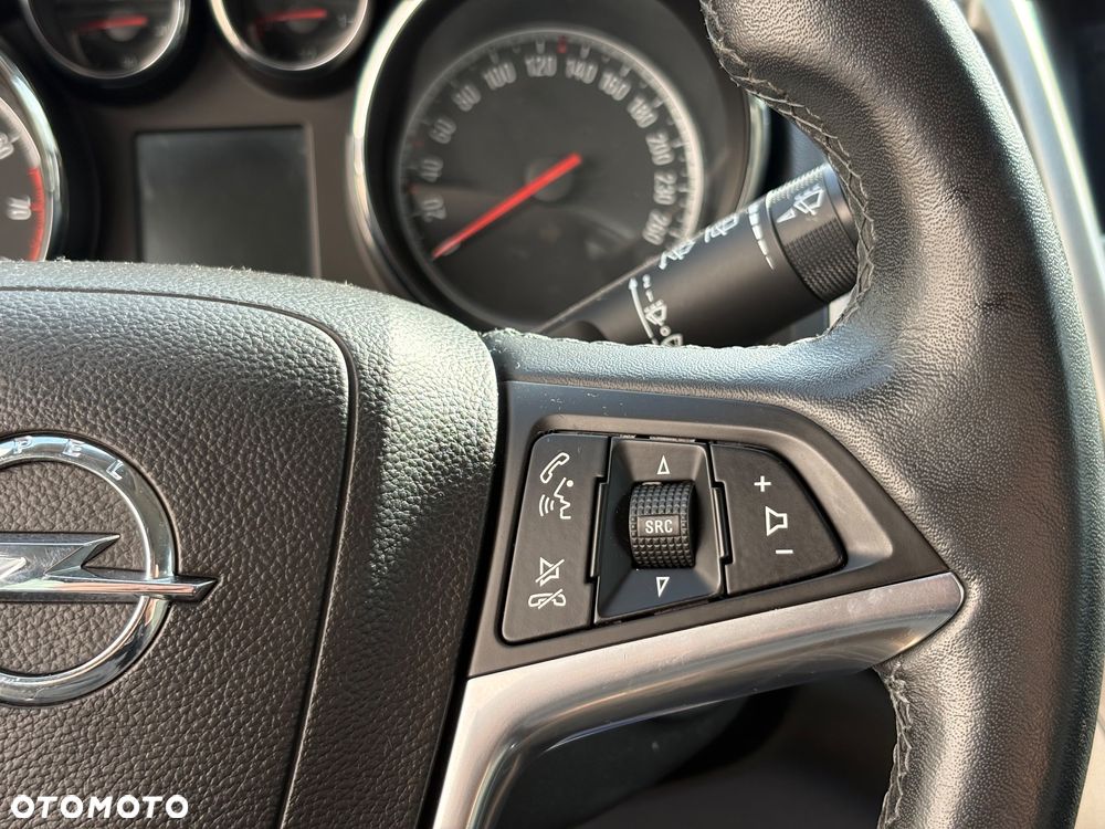 Opel Astra 1.4 T Enjoy S&S - 13