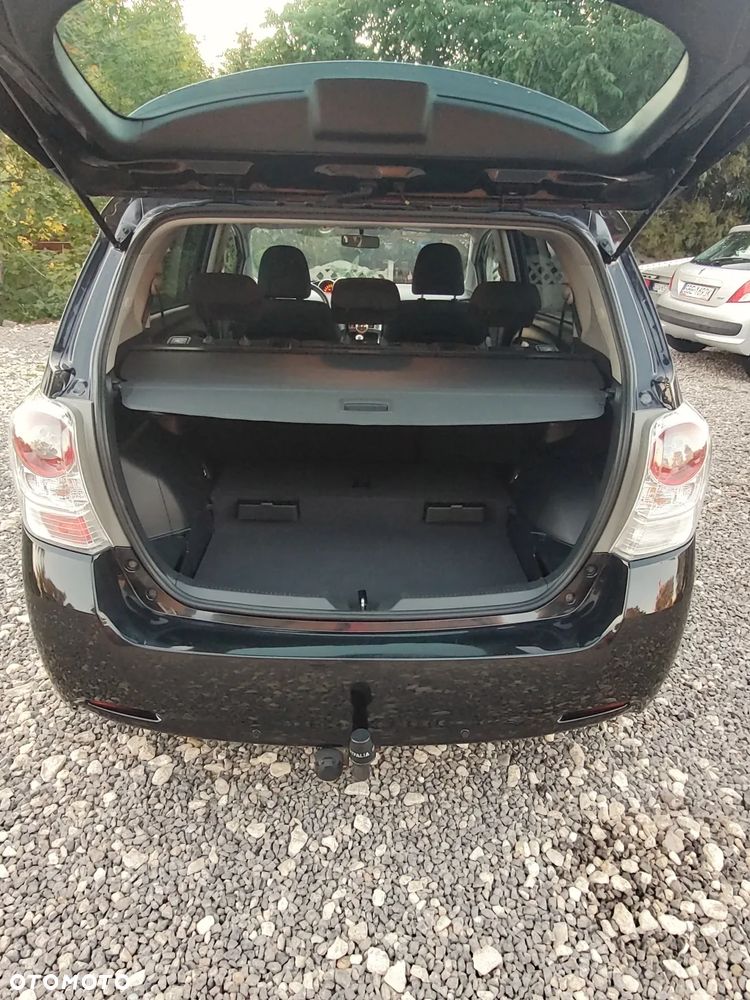 Toyota Verso - 24