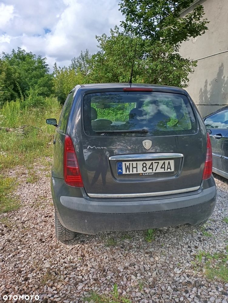 Lancia Musa 1.4 16V Class - 3