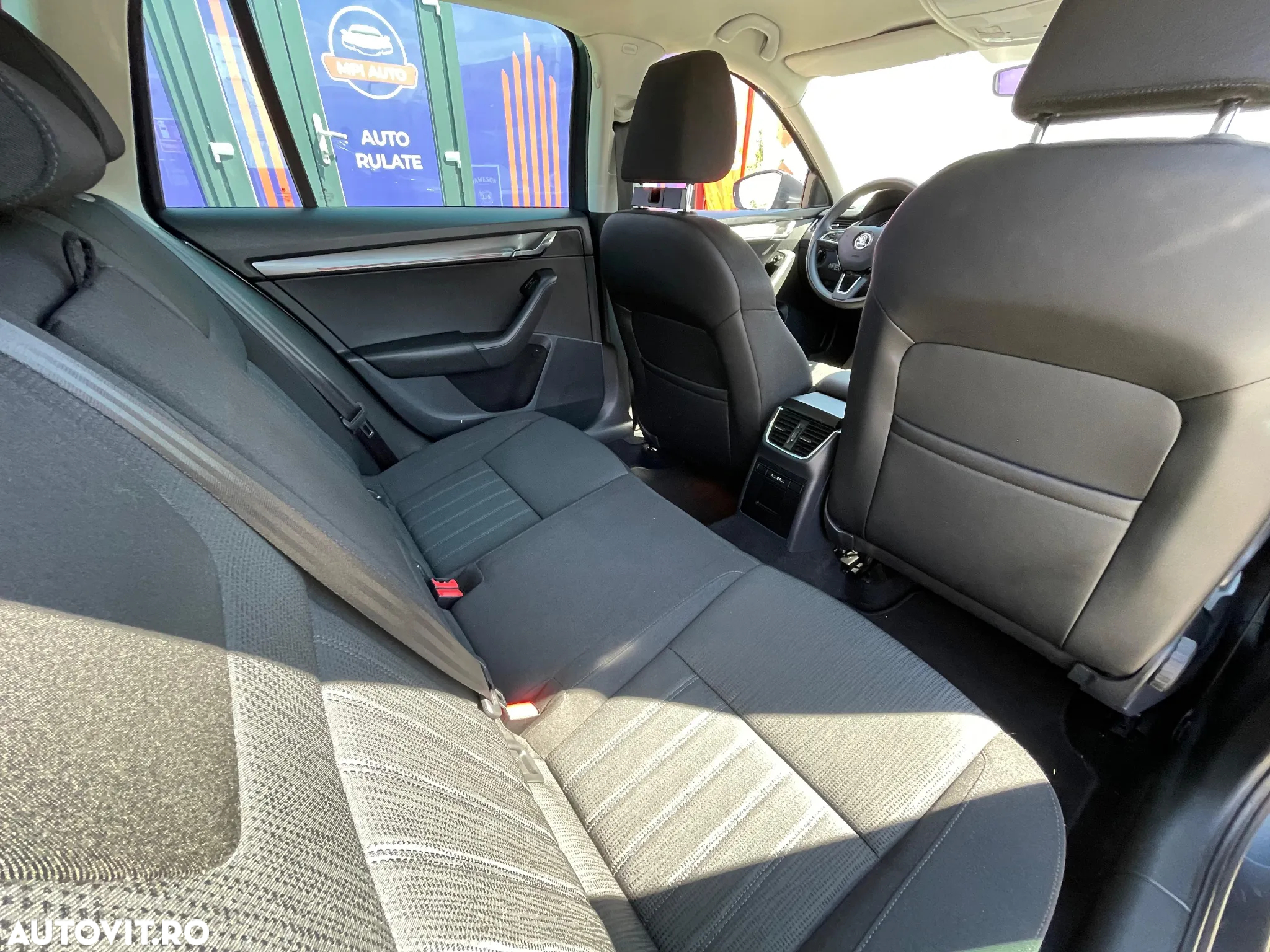 Skoda Octavia Combi Diesel 1.6 TDI Style - 20