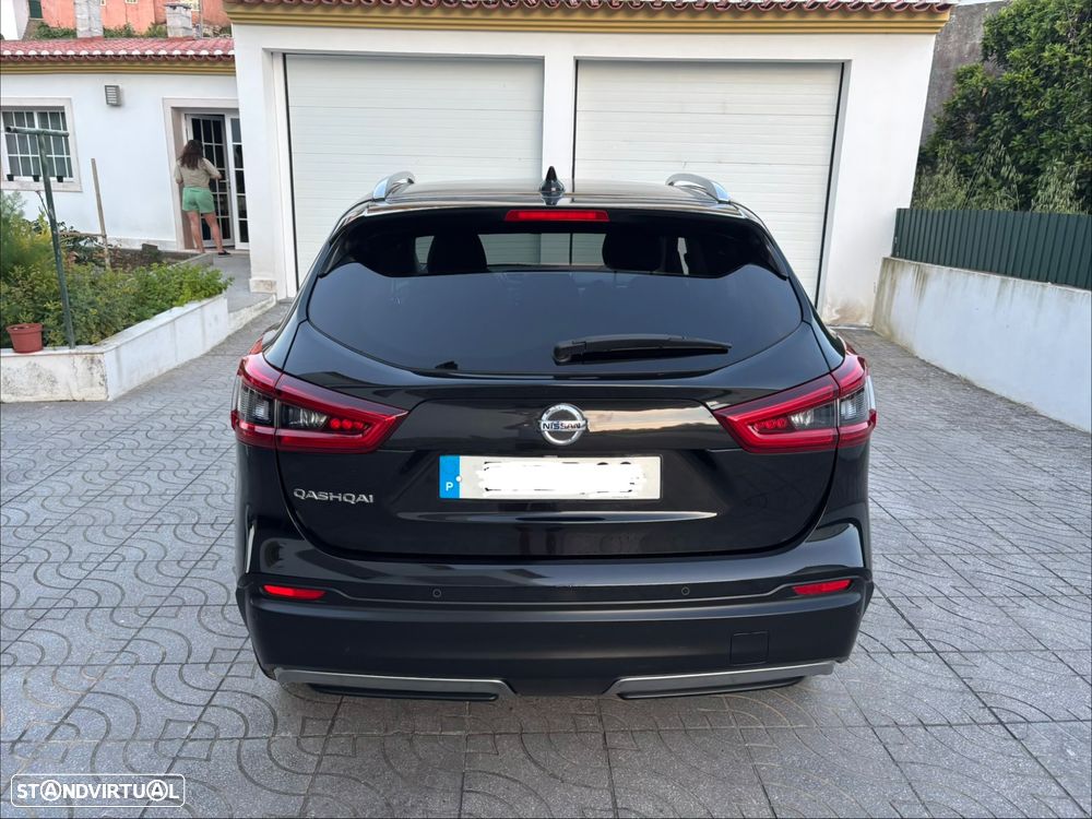 Nissan Qashqai 1.3 DIG-T N-Connecta J18 - 17