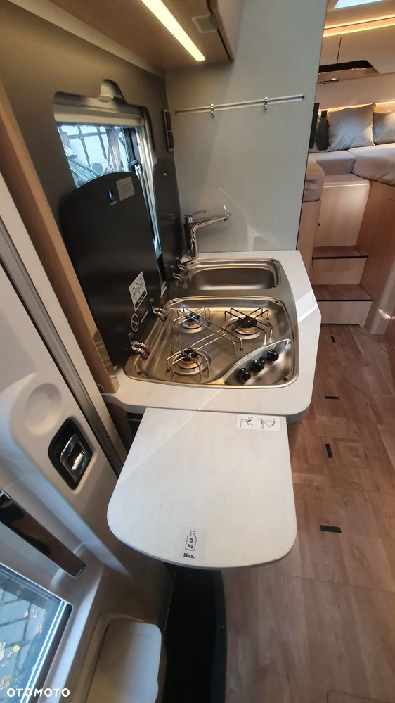 Mercedes-Benz camper Hymer B 580 - 26