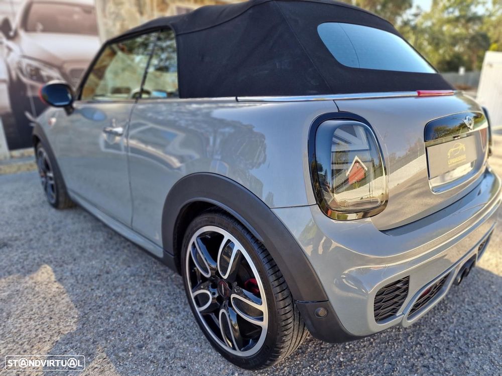 MINI Cabrio John Cooper Works Auto Desportiva - 17