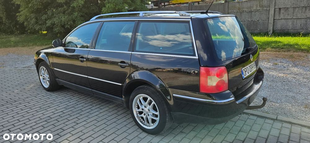 Volkswagen Passat 2.5 TDI Highline - 5