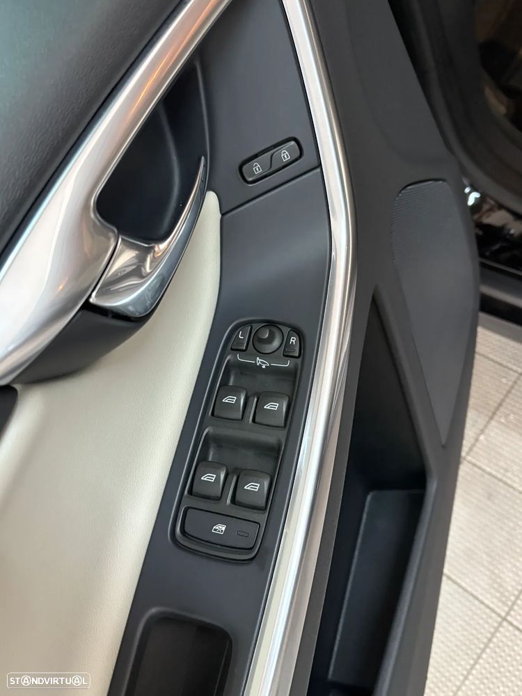 Volvo XC 60 D3 Ocean Race - 16