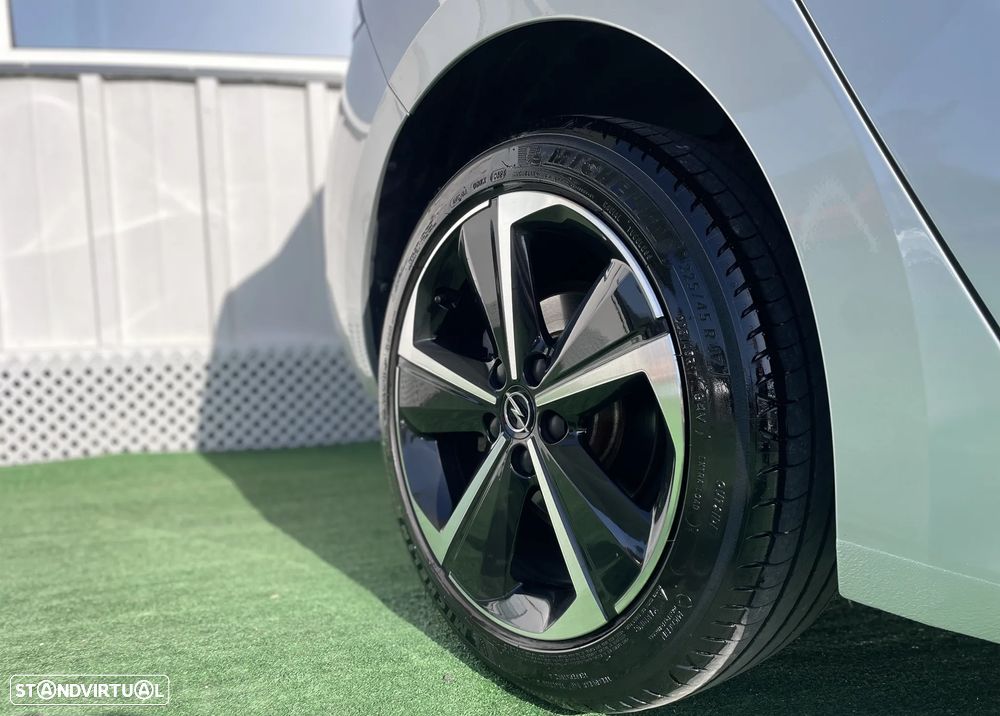 Opel Astra 1.2 T Elegance - 13