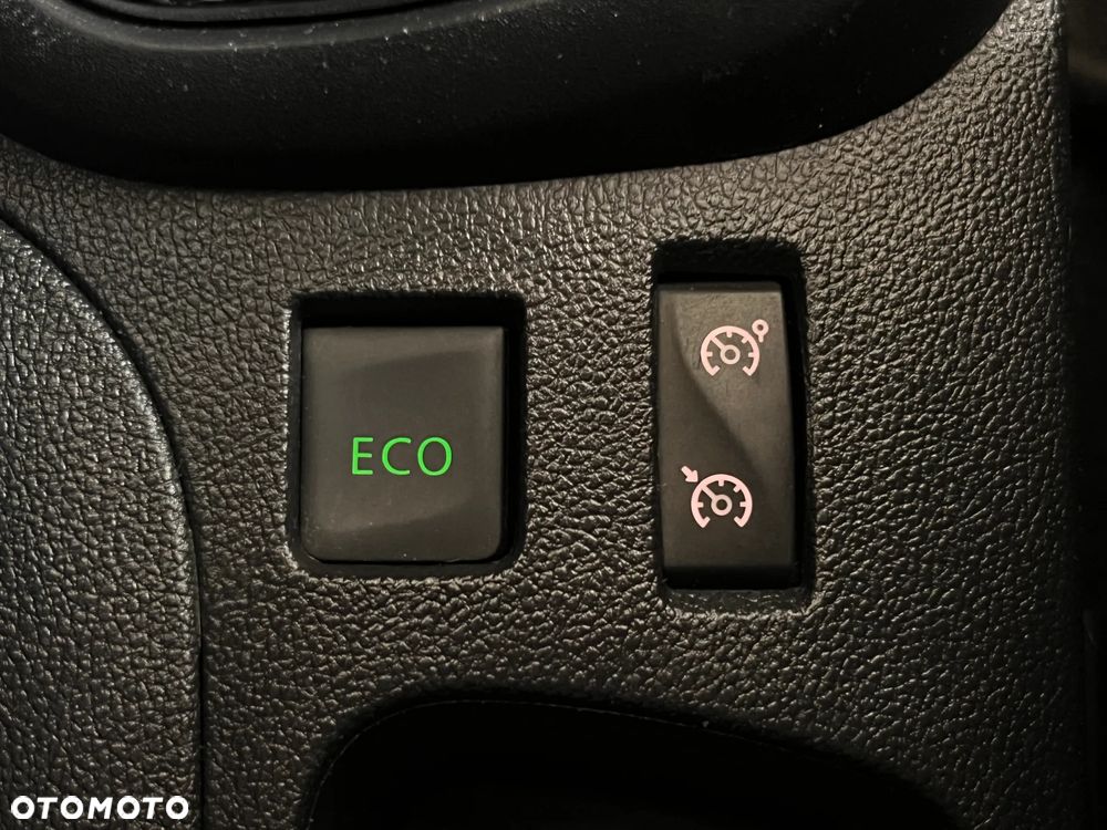 Renault Captur ENERGY TCe 120 Intens - 20