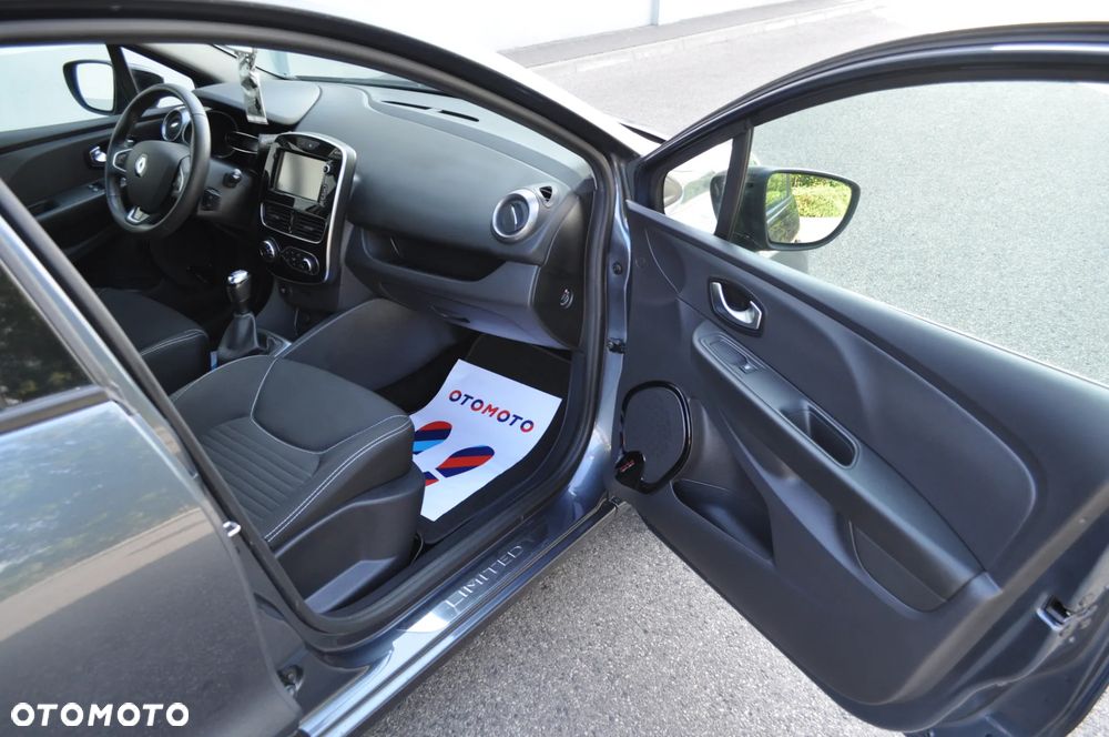 Renault Clio - 14