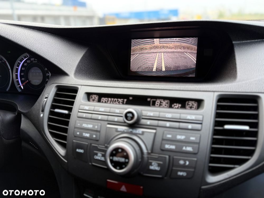 Honda Accord 2.0 Elegance Nav - 16