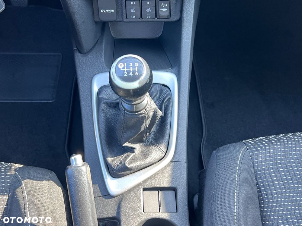 Toyota Auris 1.6 Valvematic Comfort - 30