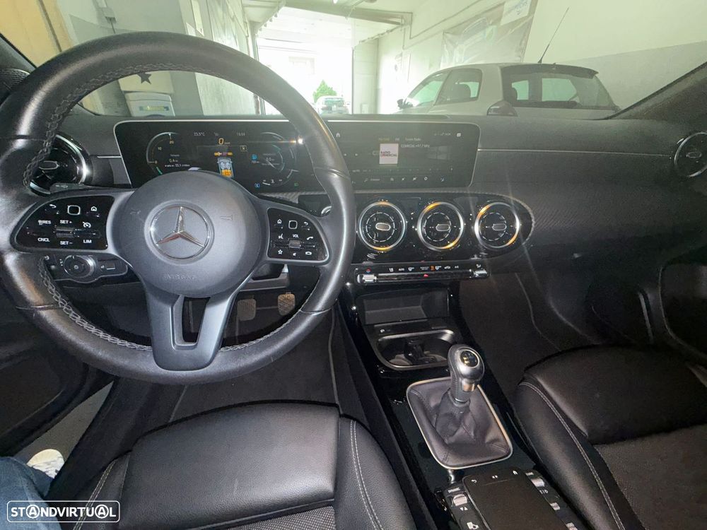 Mercedes-Benz A 180 d Style Plus - 5