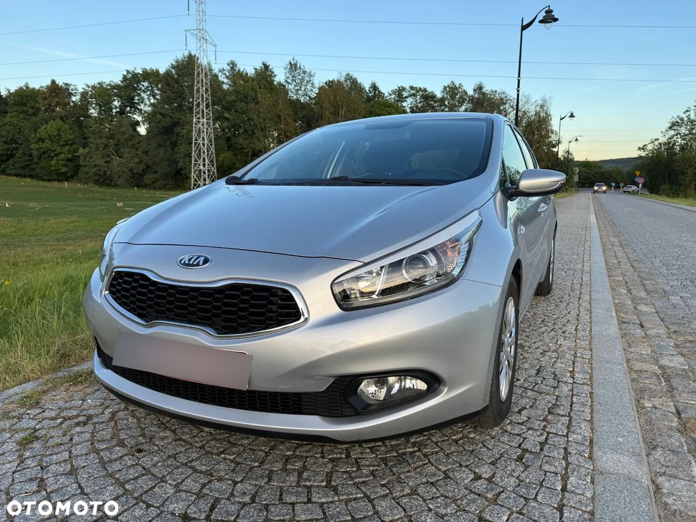 Kia Ceed - 3