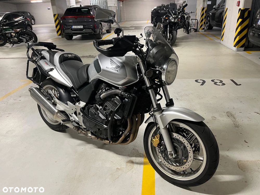 Honda CBF - 2
