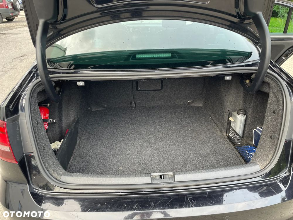 Volkswagen Jetta 1.4 TSI BMT Highline - 8