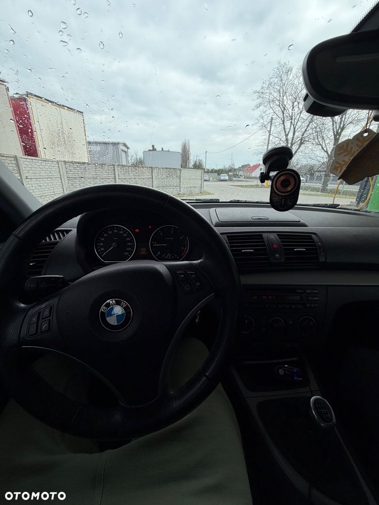 BMW Seria 1 118d - 2