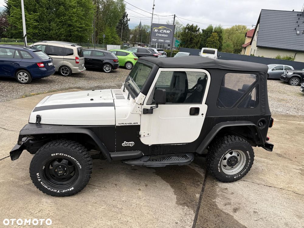 Jeep Wrangler - 17