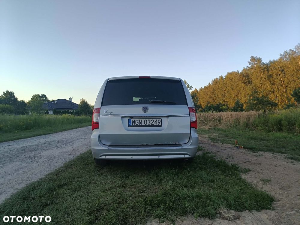 Lancia Voyager 2.8CRD Gold - 5