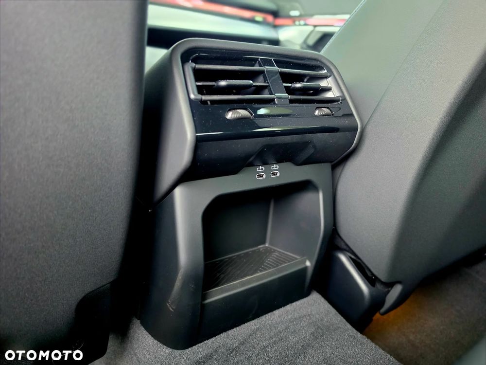 BMW Seria 5 520i mHEV M Sport - 33