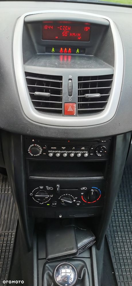 Peugeot 207 1.4 Presence Grand Prix - 16