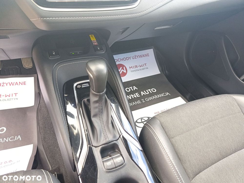 Toyota Corolla 1.8 Hybrid Style - 36