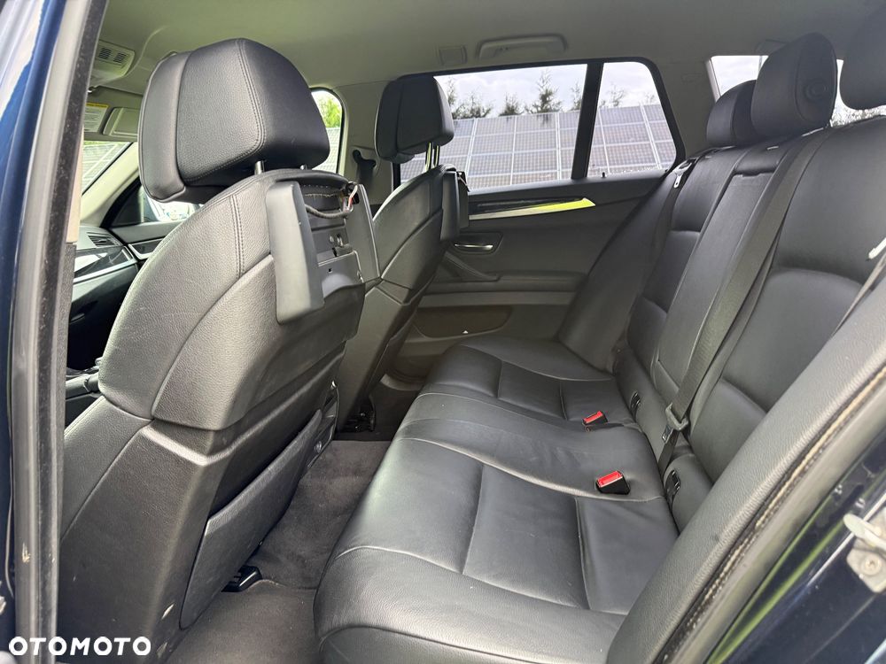 BMW Seria 5 520d Luxury Line - 8