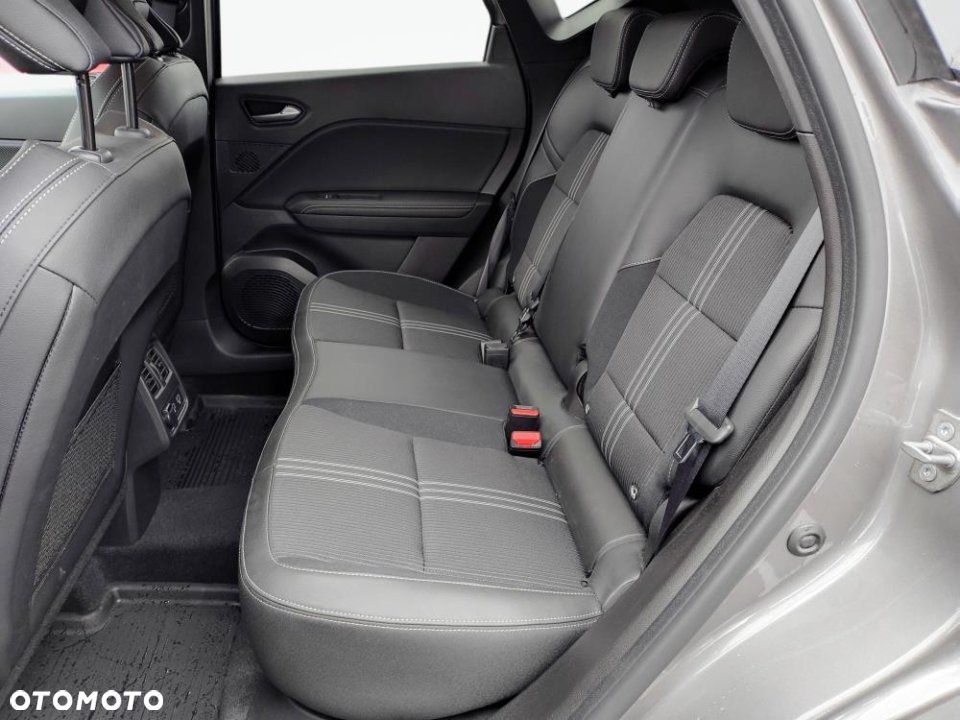Renault Captur - 22
