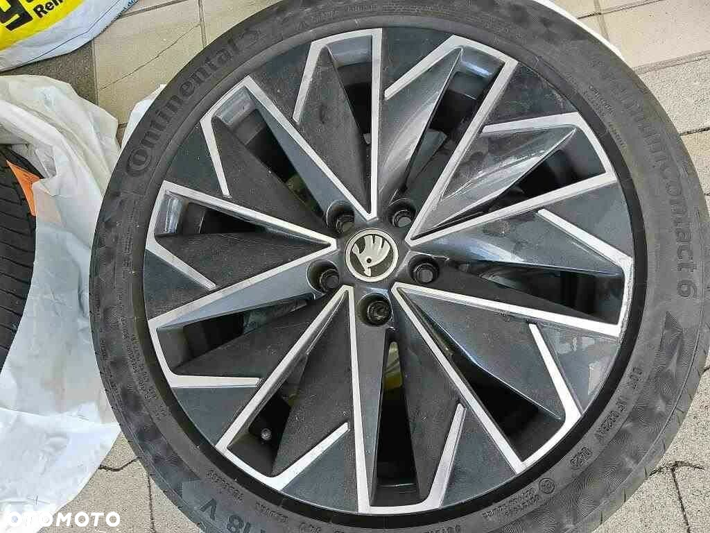 Skoda Superb 2.0 TDI SCR L&K DSG - 12