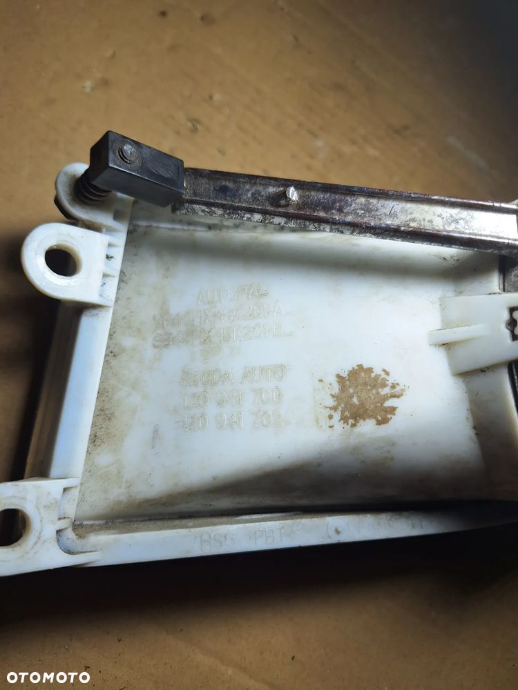 halogen prawy SKODA OCTAVIA II 1Z0941700 - 3