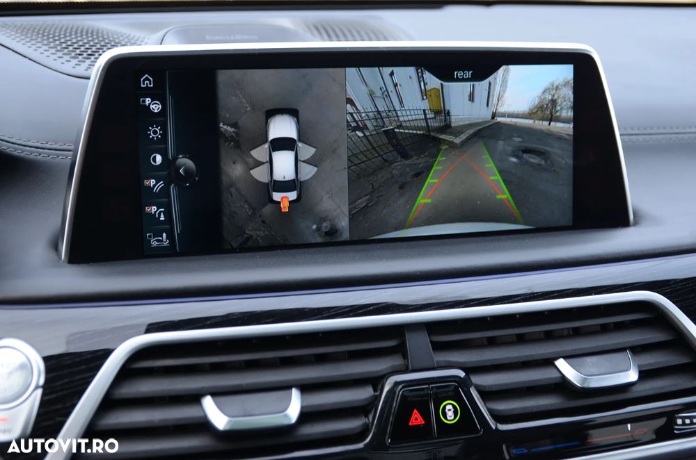 BMW Seria 7 750i xDrive - 19