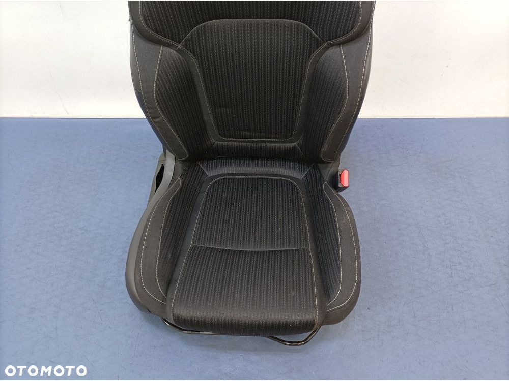 RENAULT MEGANE IV FOTEL PASAŻERA WELUR - 2