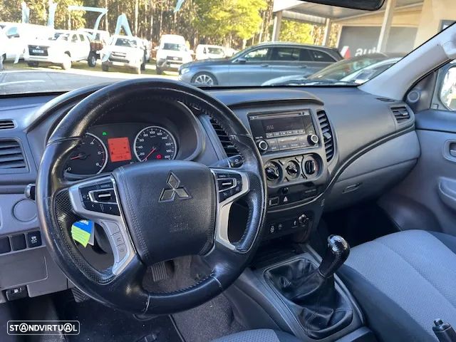 Mitsubishi L200 4x4 154cv CAB/DUPLA FULL-BOX - 9