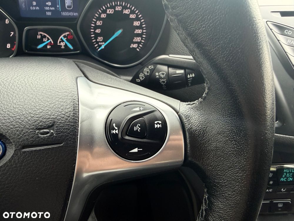 Ford Kuga 1.5 EcoBoost 2x4 Titanium - 22