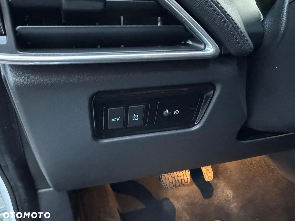 Jaguar F-Pace 30t AWD Prestige - 21