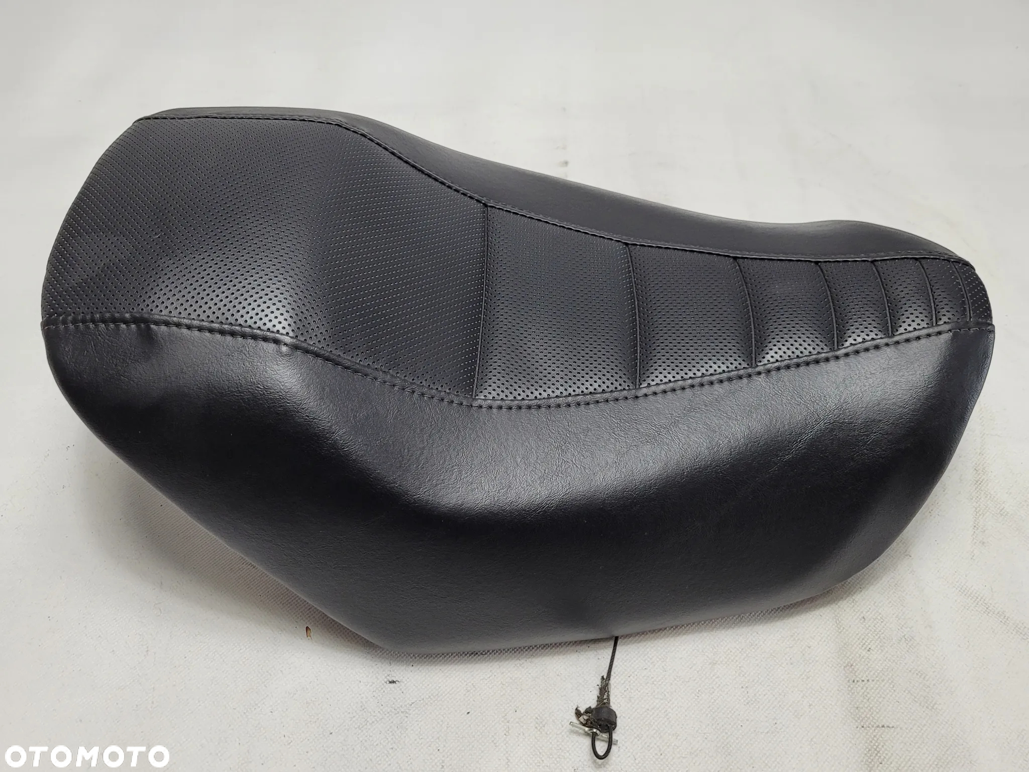 Kanapa siedzienie Harley Davidson V Rod VRSCR Street Rod 52415-06 - 3