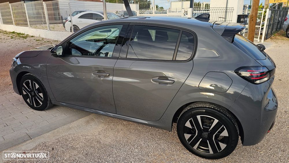 Peugeot 208 1.2 Hybrid Allure e-DCS6 - 28