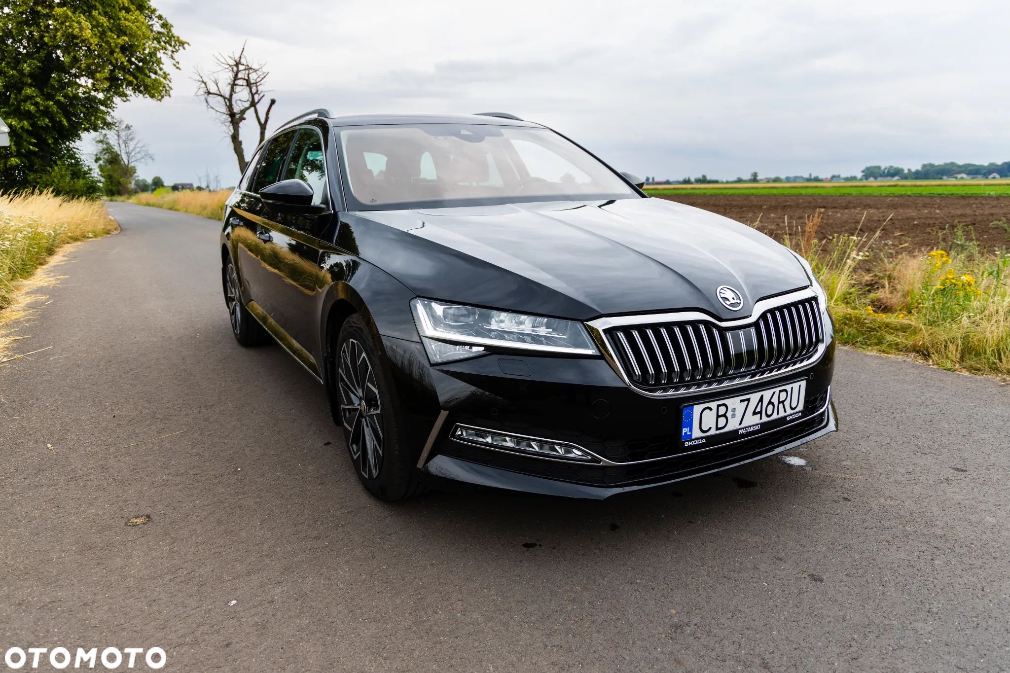 Skoda Superb 2.0 TDI SCR 4x4 L&K DSG - 1