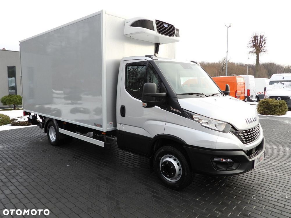 Iveco DAILY 72C18 CHŁODNIA KONTENER -10*C WINDA 9 PALET ZASILANIE 230V TEMPOMAT NAWIGACJA PNEUMATYKA AUTOMAT HI-MATIC BLIŹNIACZE KOŁA KLIMATYZACJA  180KM - 5