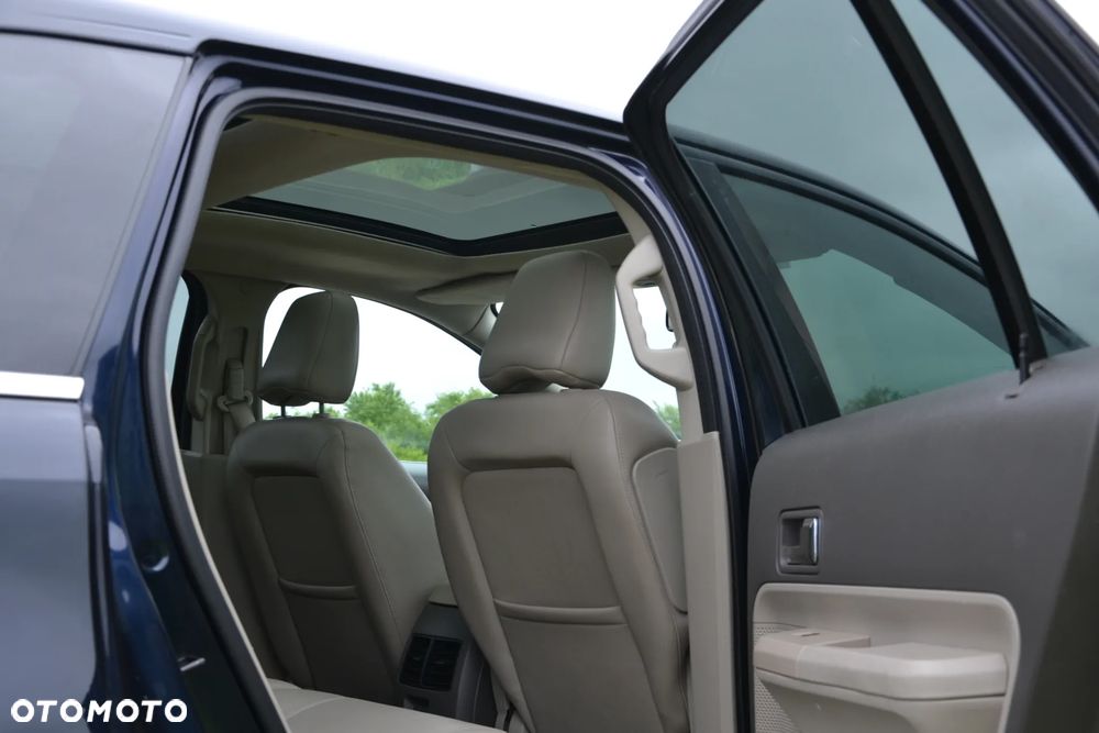 Ford Edge 3.5 SE AWD - 21
