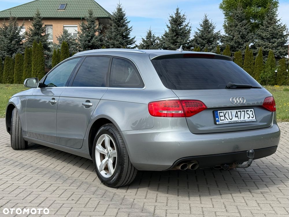 Audi A4 Avant - 10