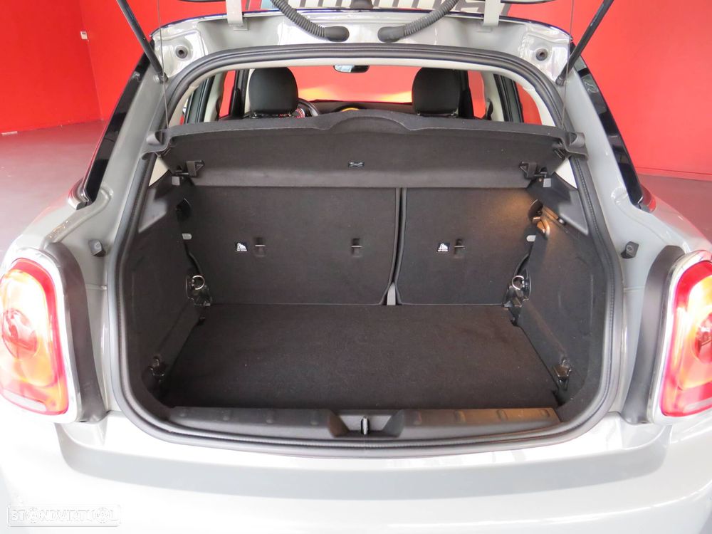 MINI 5 Portas Cooper D - 48